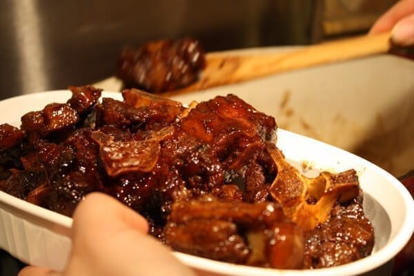 Braised Oxtails - Chinese Home Cooking - spices by thewoksoflife.com