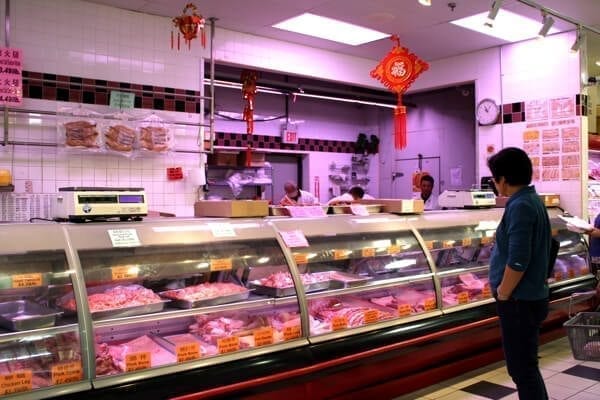 Navigating a Chinese Grocery Store | The Woks of Life