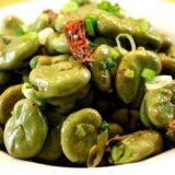 Fava beans with Sichuan peppercorns and dried chilies