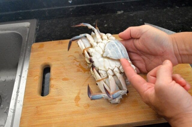 cleaning crab