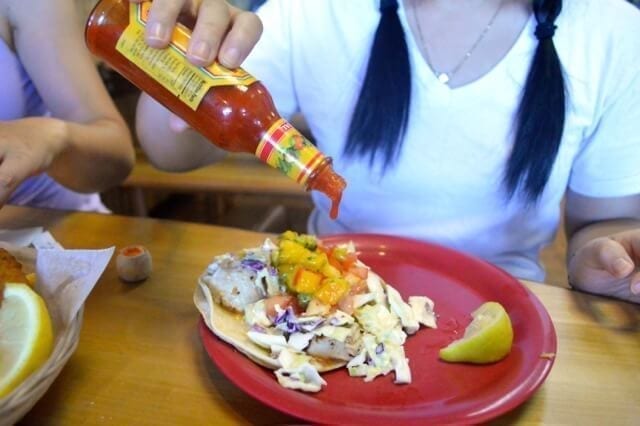 16 Reasons Why Hawaii is Pretttttty Much The Bomb - fis tacos, by thewoksoflife.com