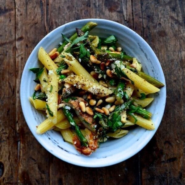 chicken penne with asparagus and pine nuts