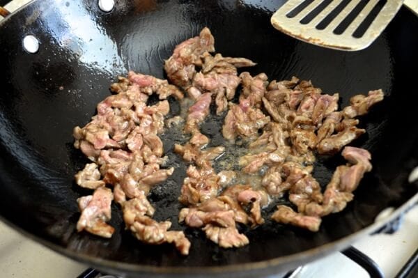Searing beef in wok