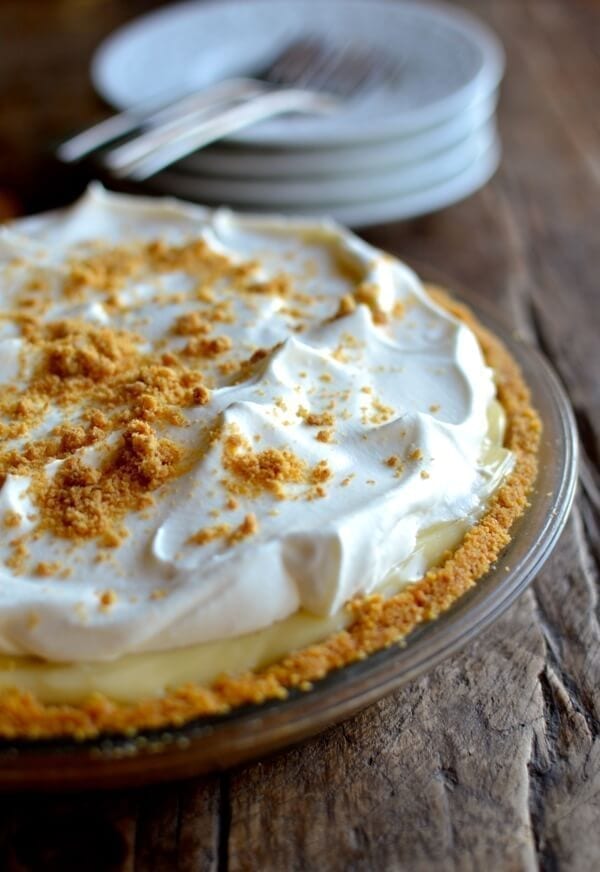 Easy Bourbon Banana Cream Pie