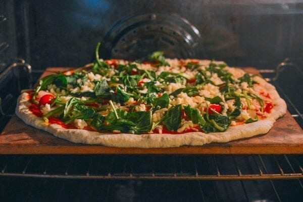 Veggie Pizza, by thewoksoflife.com