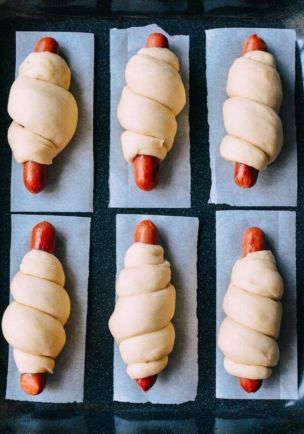 Chinese Hot Dog Buns, by thewoksoflife.com