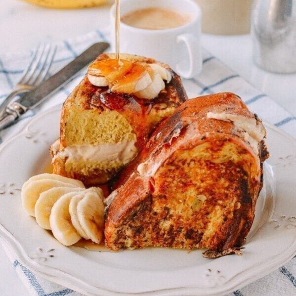 Stuffed french toast with bananas and syrup