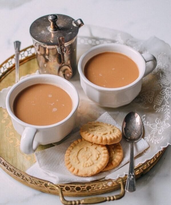 Yuanyang Tea (Hong Kong Style Tea Brewed with Coffee), by thewoksoflife.com