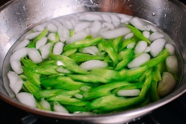 blanched bitter melon in ice bath