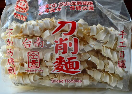 dry-sliced-noodles