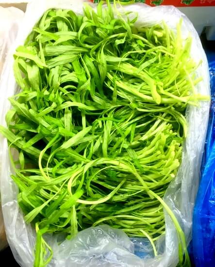 Chinese vegetables: baby water spinach , by thewoksoflife.com 