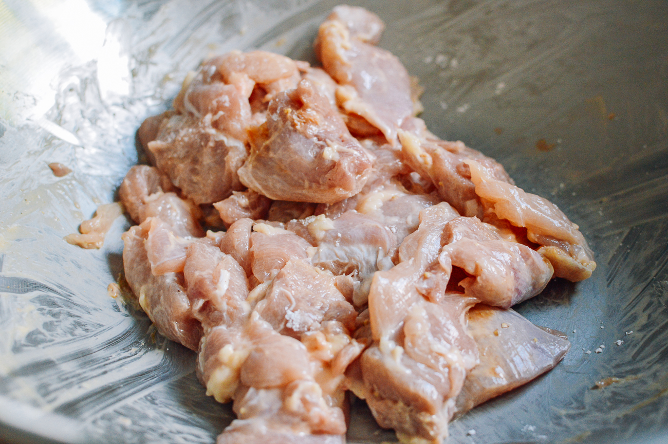 marinating chicken pieces with cornstarch
