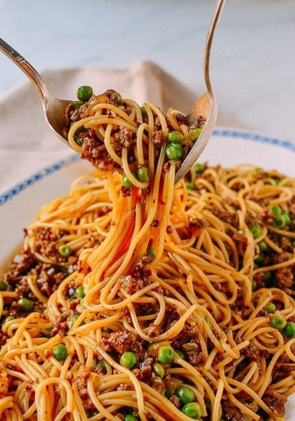 Chinese Spaghetti Bolognese The Woks Of Life
