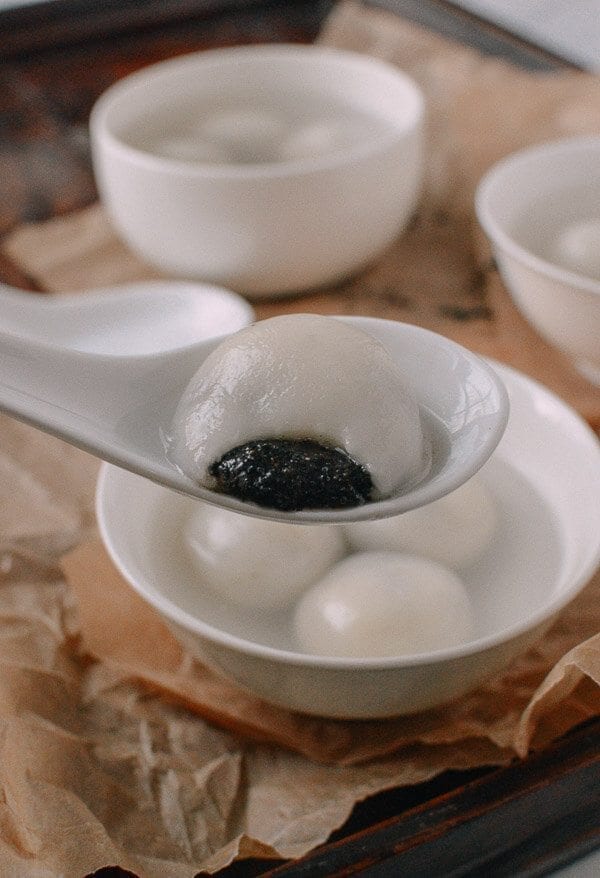 Chinese New year recipes - Tang Yuan (Sweet Rice Balls with Black Sesame Filling), by thewoksoflife.com