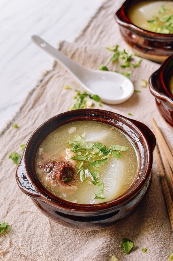 Traditional Chinese Soup - Simple Oxtail Soup, by thewoksoflife.com