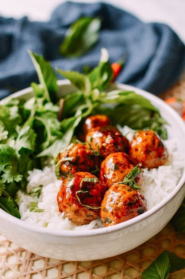 Spicy Asian Meatballs, by thewoksoflife.com