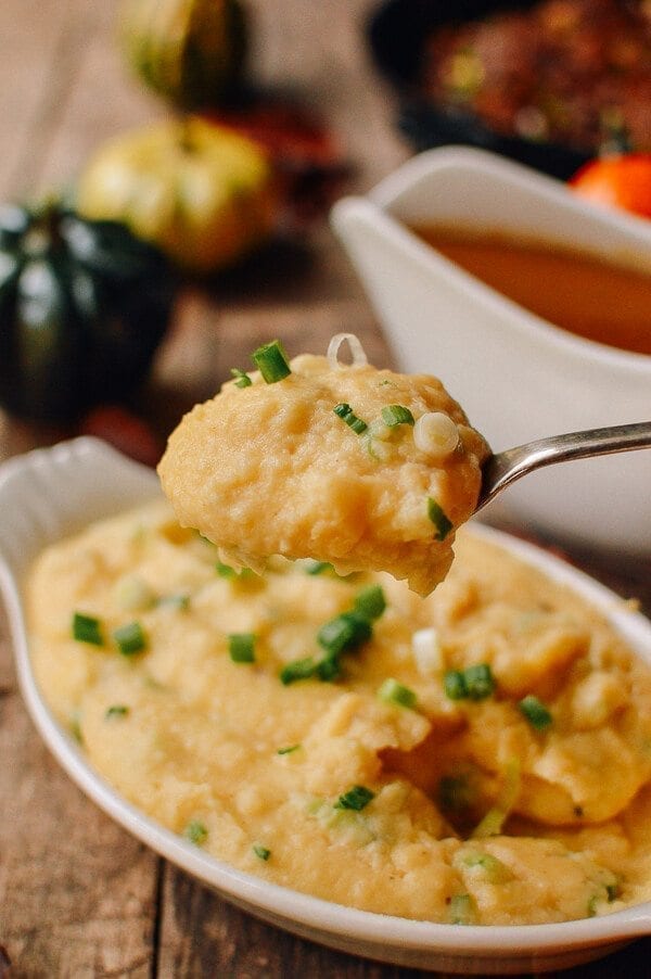Cheesy Mashed Potatoes with Scallions