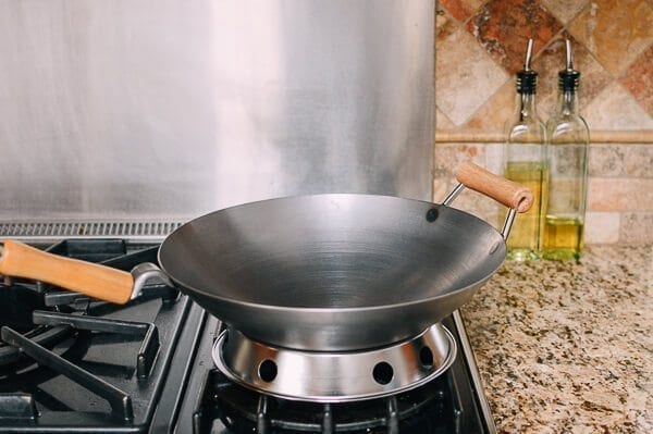 What is the best wok to buy? by thewoksoflife.com