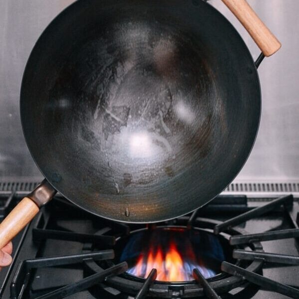 heating a wok until dry