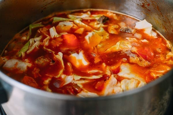 Shanghai-Style Red Vegetable Soup (罗宋汤 - Luo Song Tang), by thewoksoflife.com