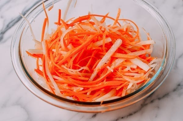 Carrot and Daikon Salad for Banh Mi, thewoksoflife.com