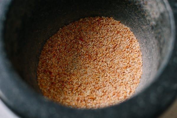 Coarsely ground toasted rice, thewoksoflife.com