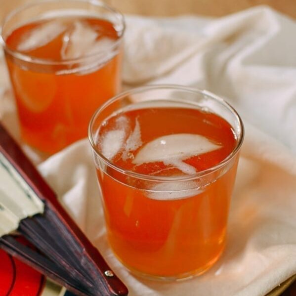 Chinese Hawthorn Iced Tea, thewoksoflife.com