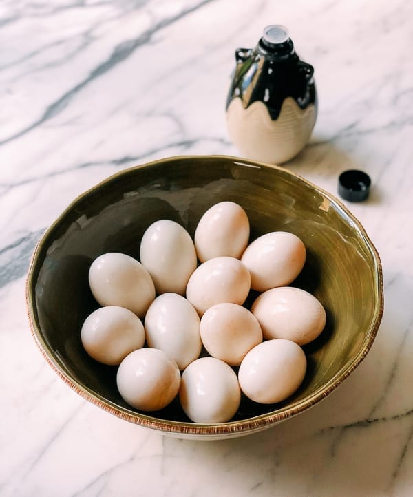 Soaking duck eggs in baijiu, thewoksoflife.com