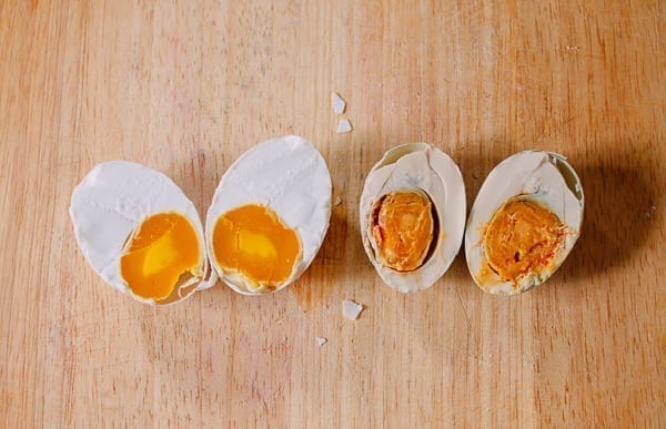 Homemade salted duck eggs vs. storebought, thewoksoflife.com