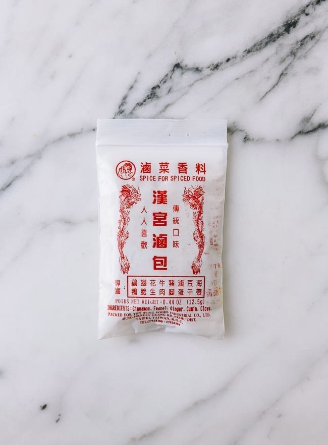 Chinese braising spice packet