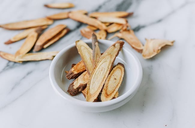 Dried licorice root - Chinese herbal ingredient