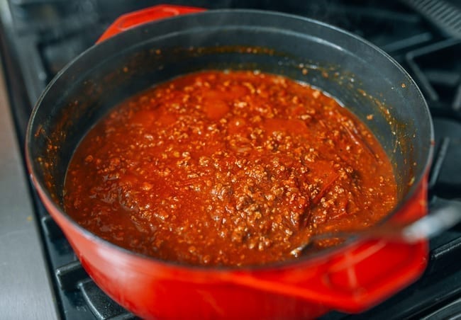 Tomato meat sauce, thewoksoflife.com