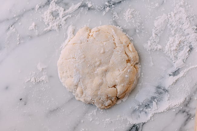 Pie dough on floured surface, thewoksoflife.com