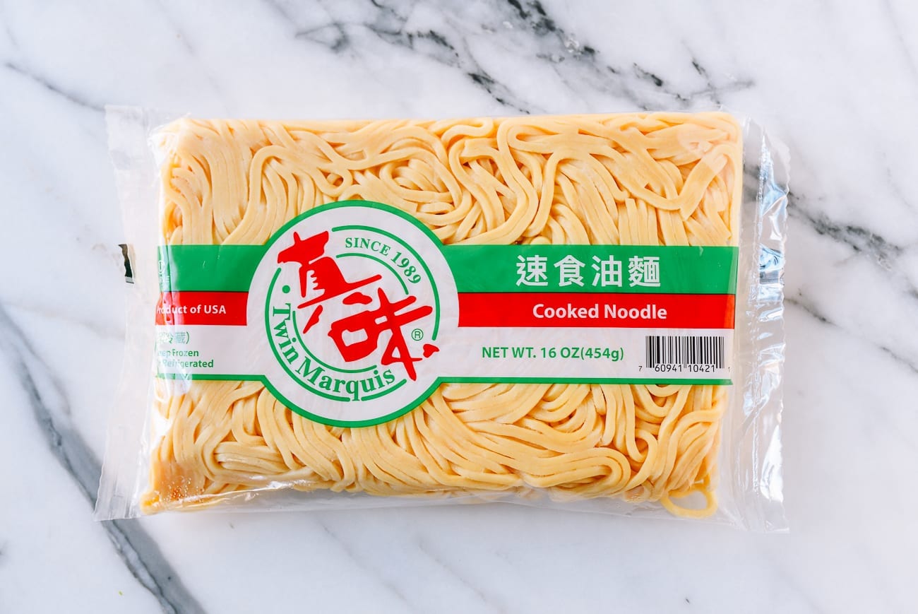 cooked lo mein noodle package