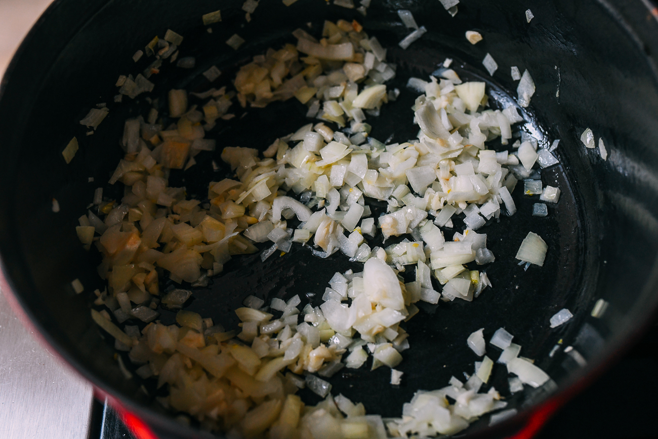 Cooking onions and garlic in Dutch oven