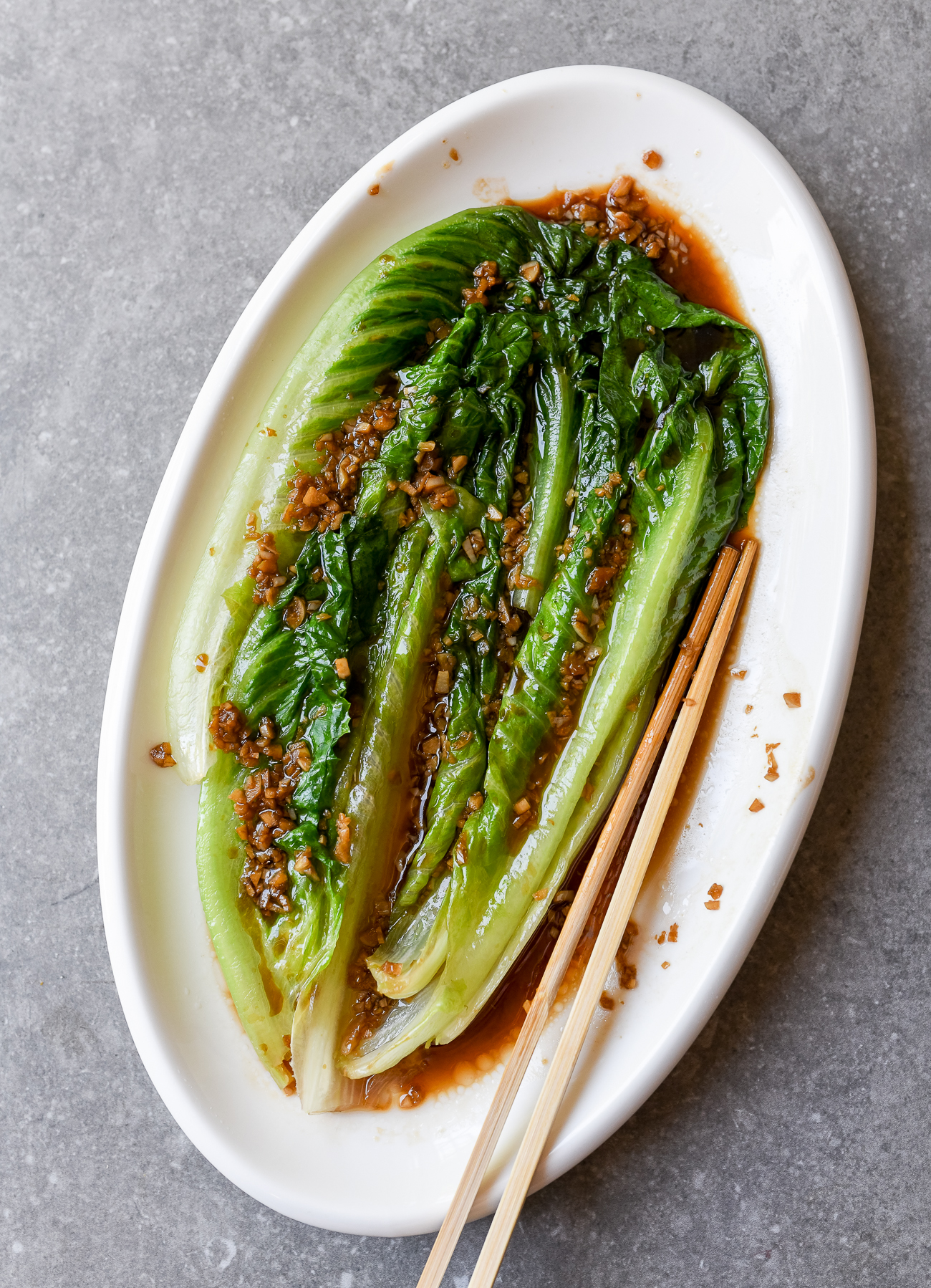 Chinese-style Cooked Lettuce with Oyster Sauce and Garlic