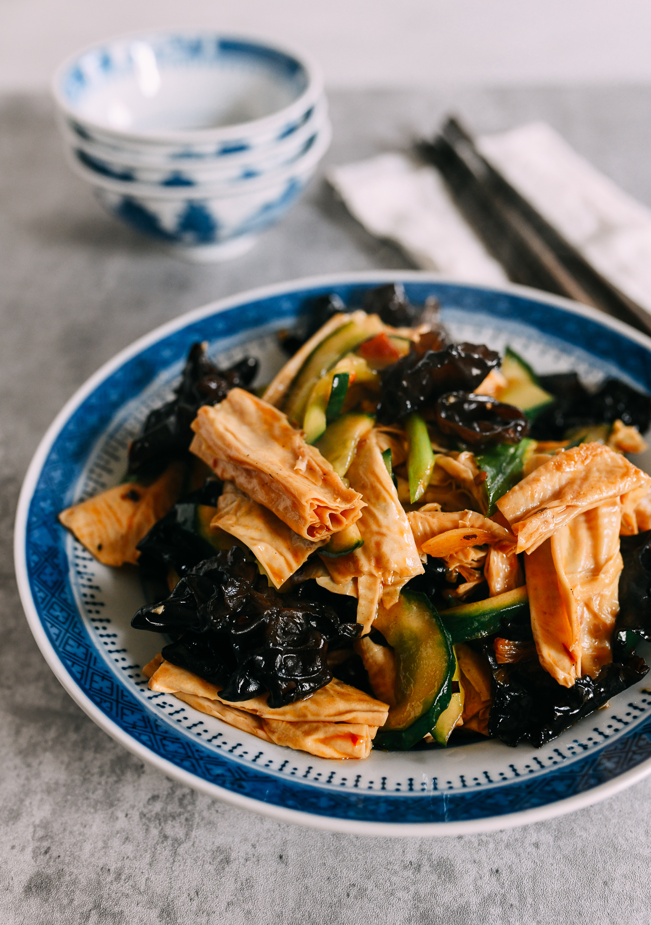 Stir-fried Cucumbers with Wood Ears and Bean Threads