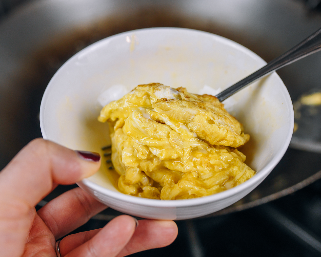 scrambled eggs in bowl