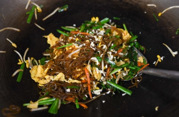 Chao He Cai - 炒合菜 (Harmony Stir-fry) - The Woks of Life