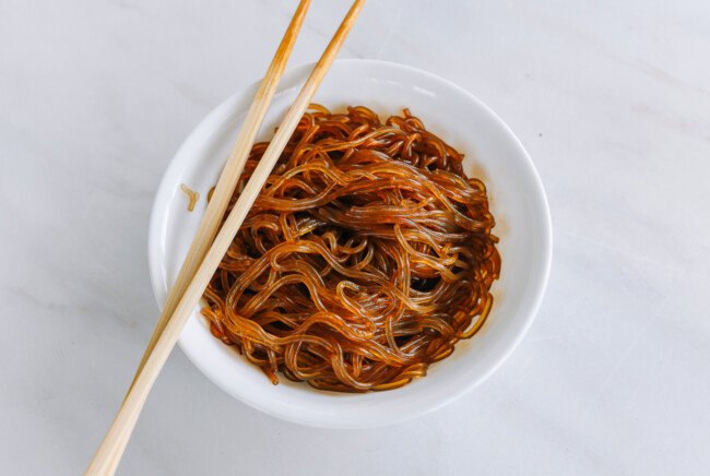 Chao He Cai - 炒合菜 (Harmony Stir-fry) - The Woks of Life