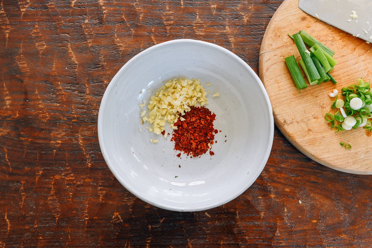 garlic and chili flake in bowl