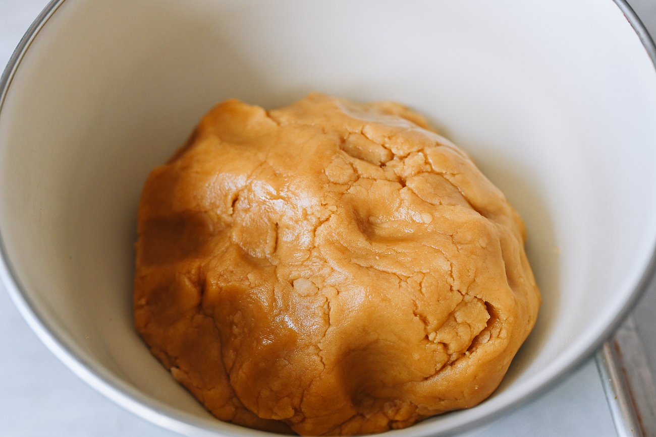 mooncake dough
