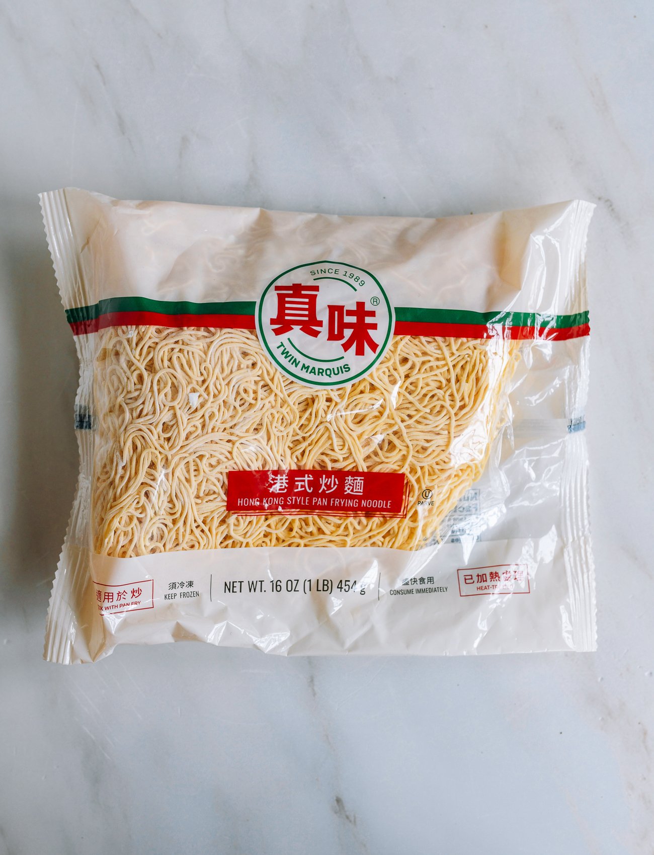 fresh hong kong style noodles for pan-frying