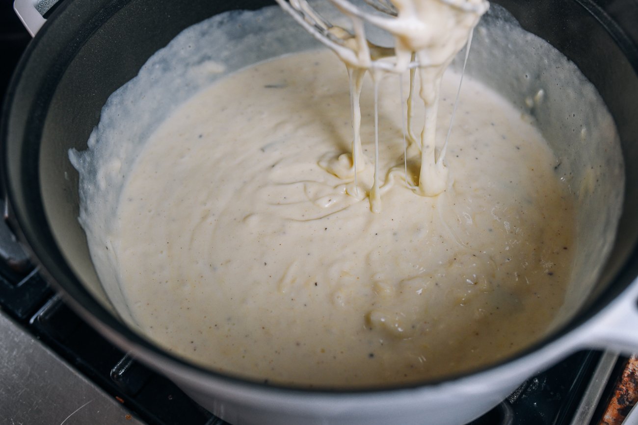 white cheese sauce consistency
