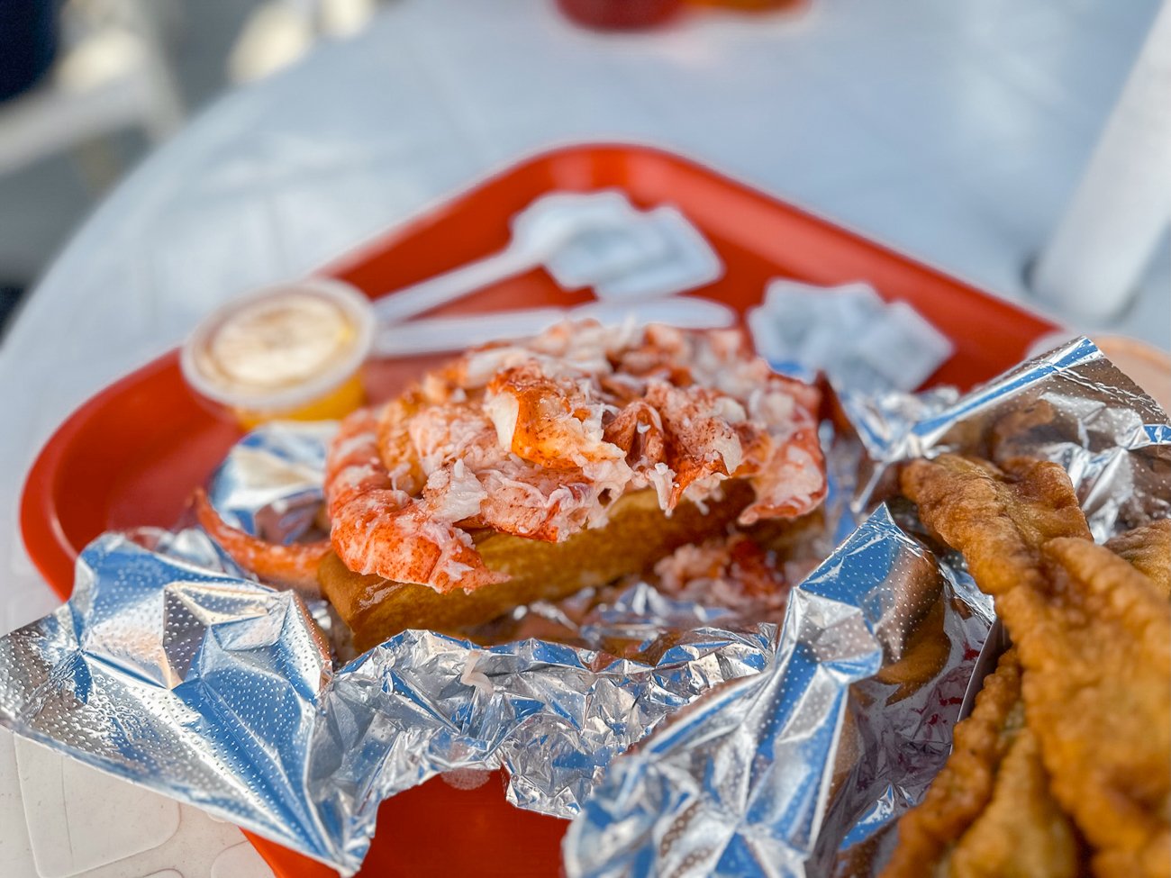 Red's lobster roll