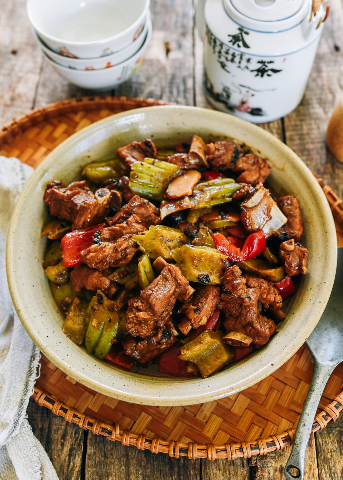 Cantonese Braised Ribs with Bitter Melon (凉瓜焖排骨) - The Woks of Life