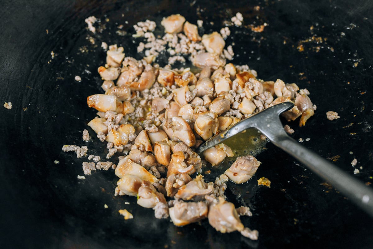 cooking chicken with lobster sauce