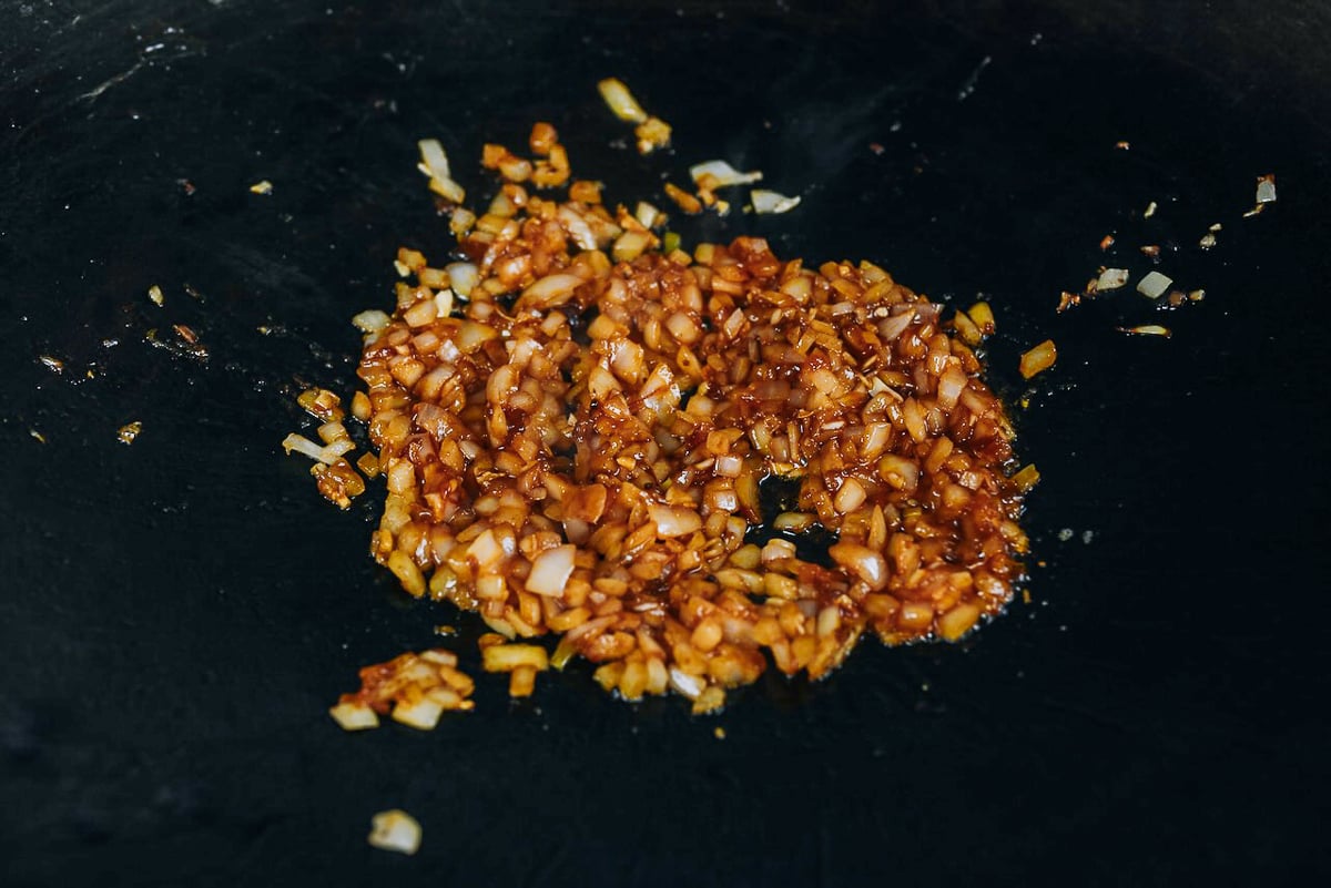 base for nasi goreng in wok