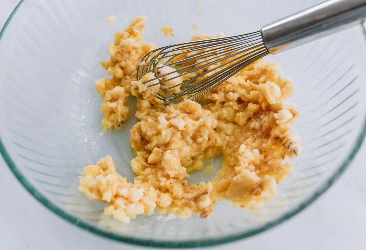 sutrintas bananas dubenyje