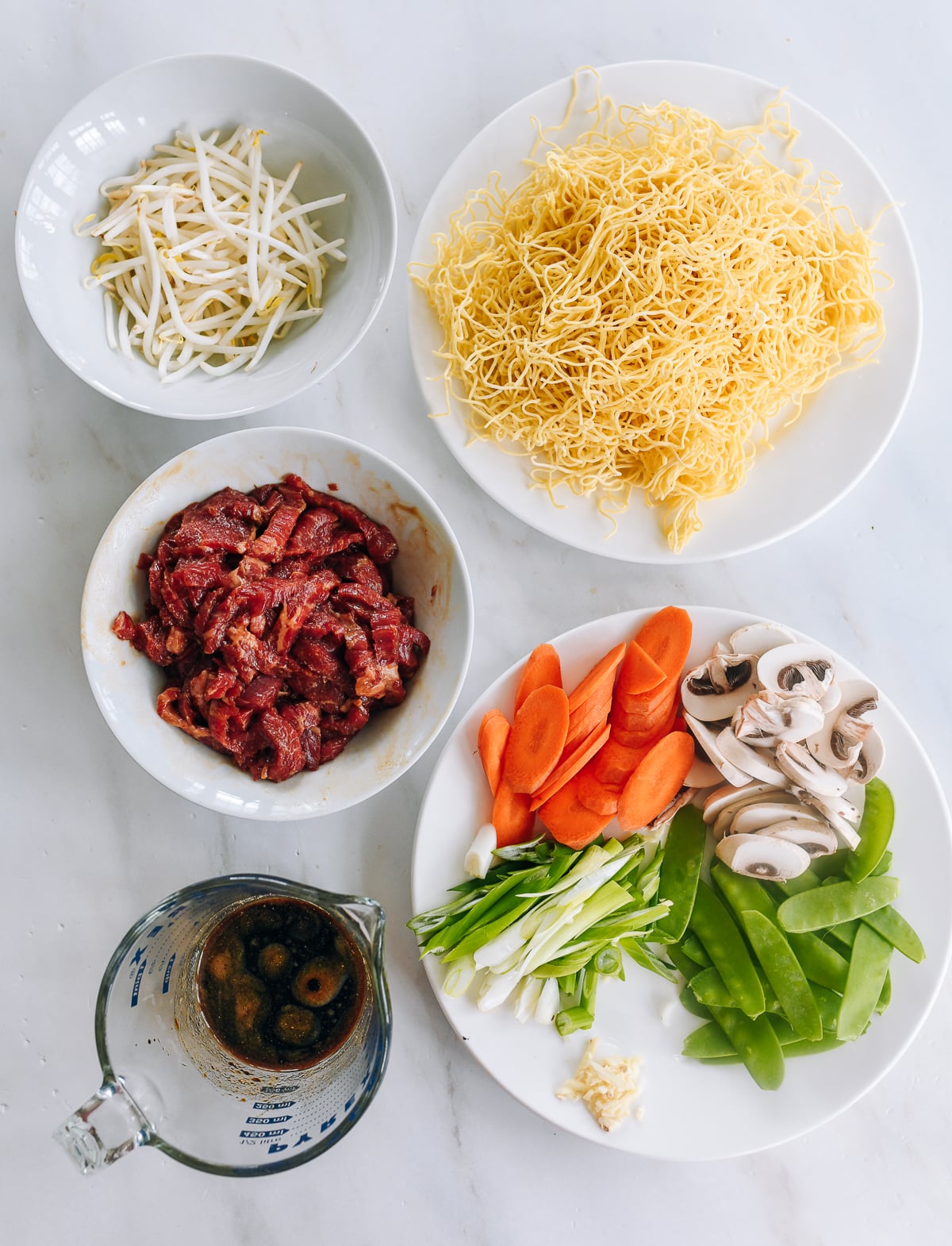 jautienos chow mein ingredientai